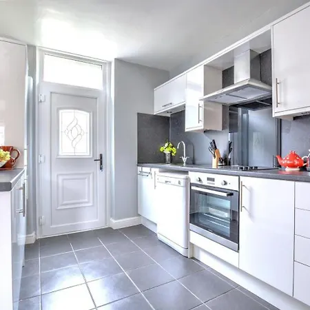 2 Bed In Oc-ds221 * Skipton